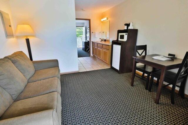 Nader'S Motel & Suites Ludington Εξωτερικό φωτογραφία