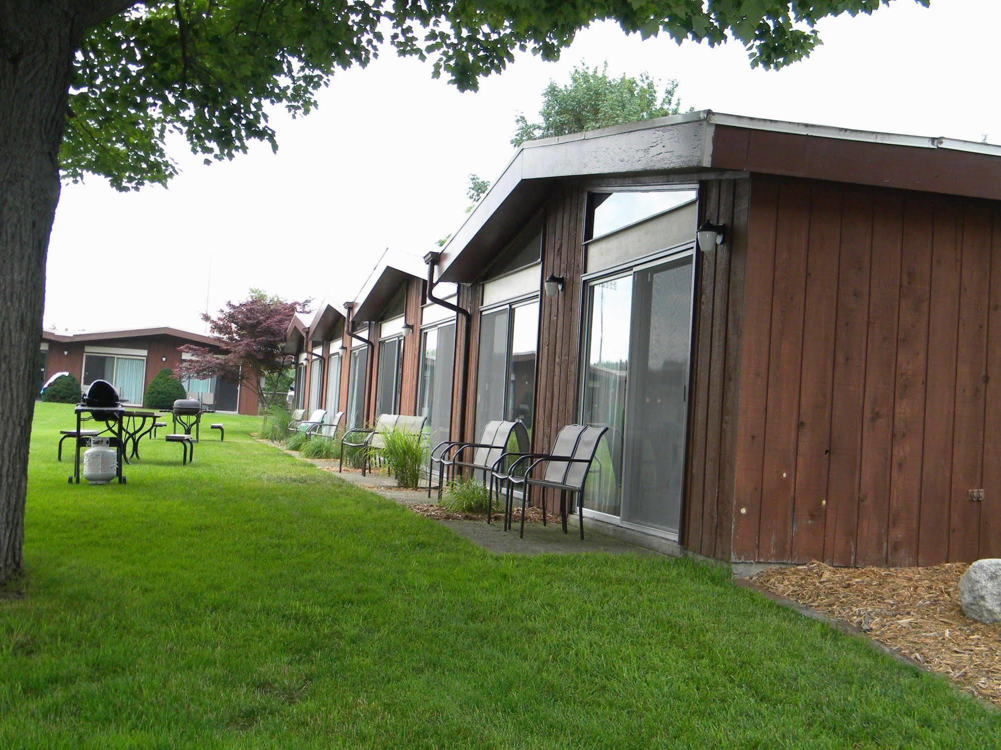 Nader'S Motel & Suites Ludington Εξωτερικό φωτογραφία